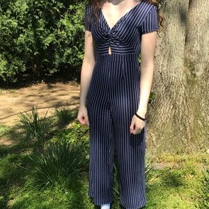 Blue and white striped jumper 🧚🏻‍♀️🦕